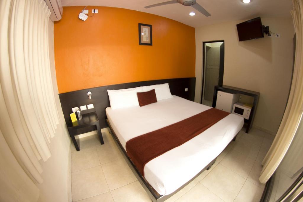 Hotel & Suites Domani Progreso  Bagian luar foto