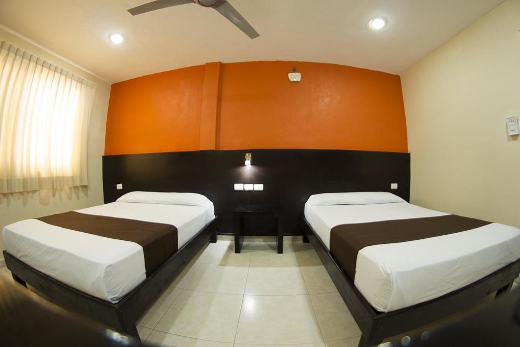 Hotel & Suites Domani Progreso  Bagian luar foto